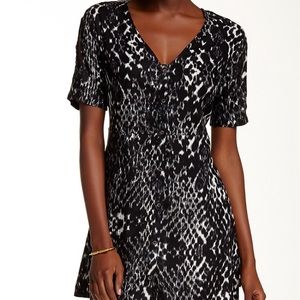 NWOT RVCA-Flo Mini Dress